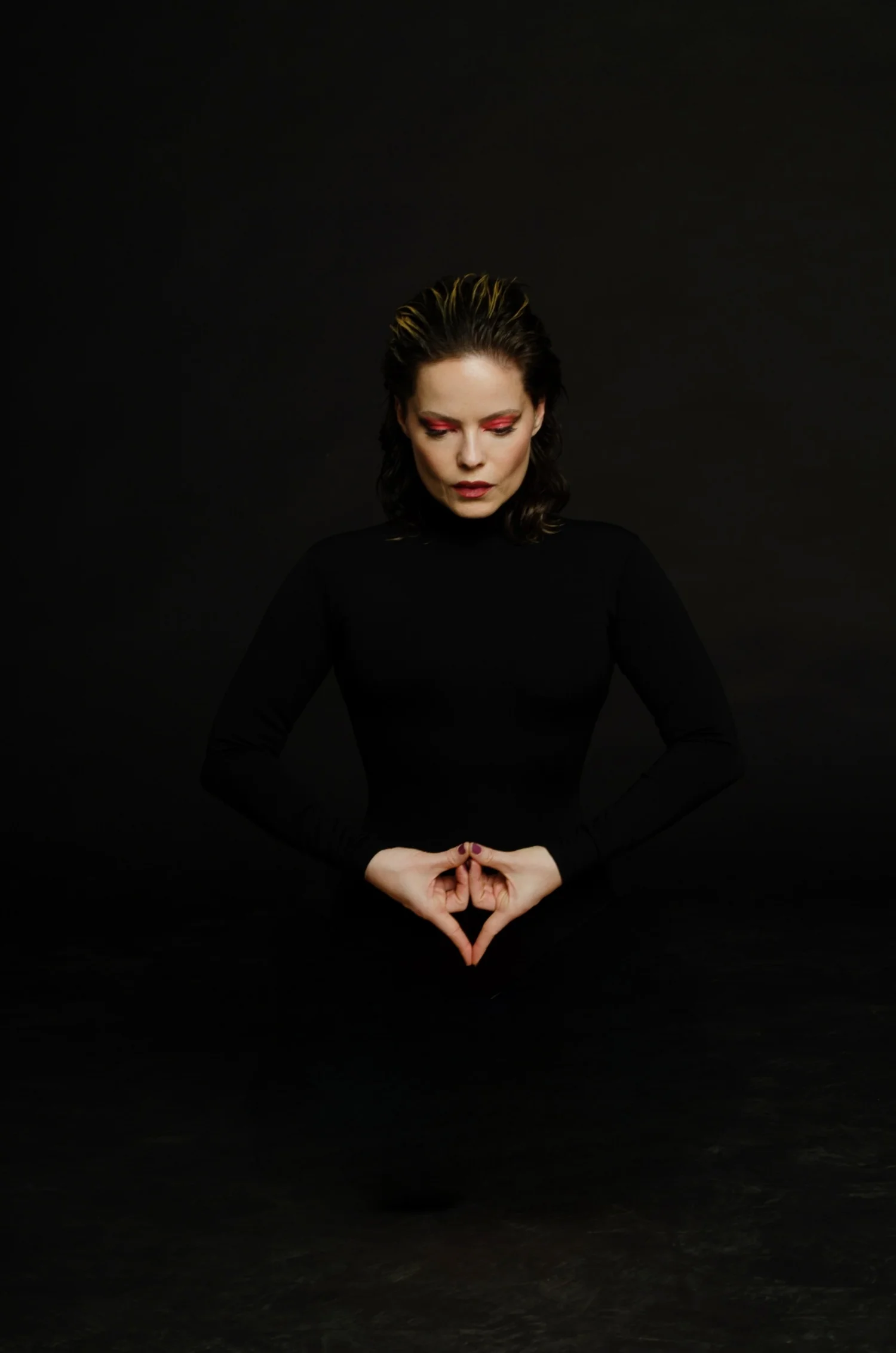 Timea Papp in a precise Prana Bindu-inspired gesture